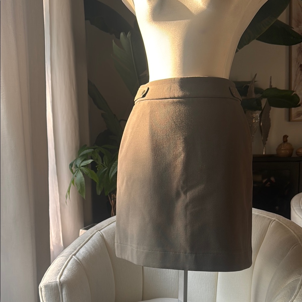 H&M Women's Mini Skirt 🫒🍸